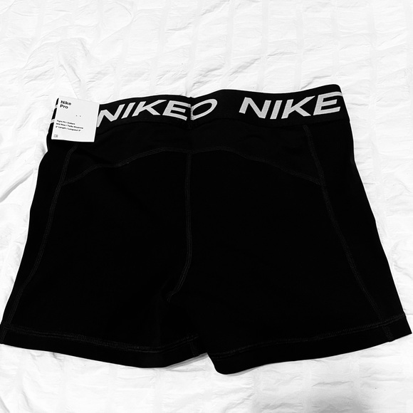 Nike Pro Black Athletic Shorts M - Picture 2 of 6